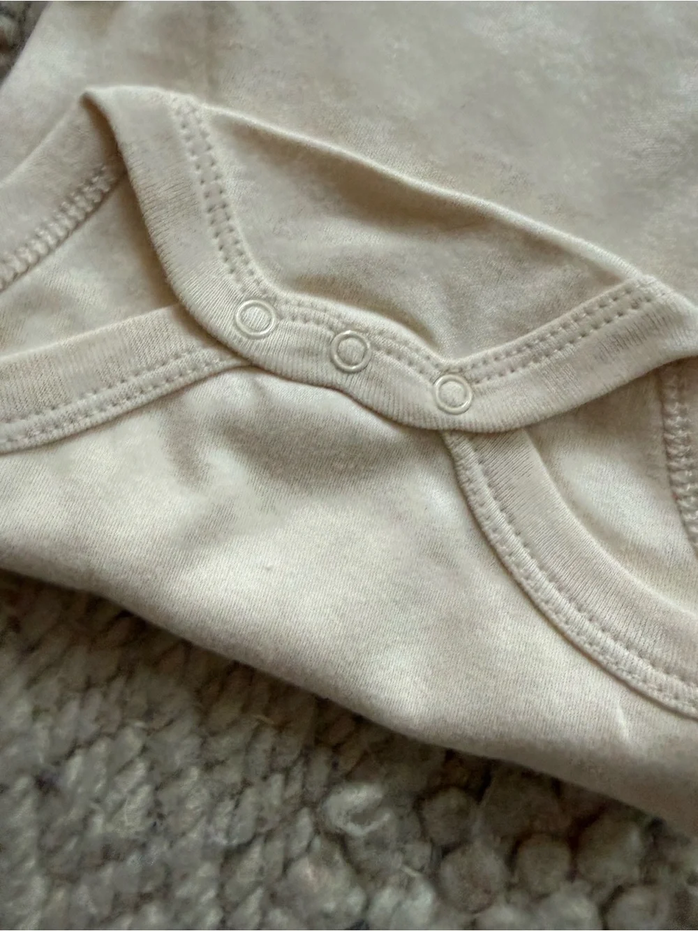 Mommy's Sunflower Cream Baby Bodysuit 0-3 months rabbit and bear